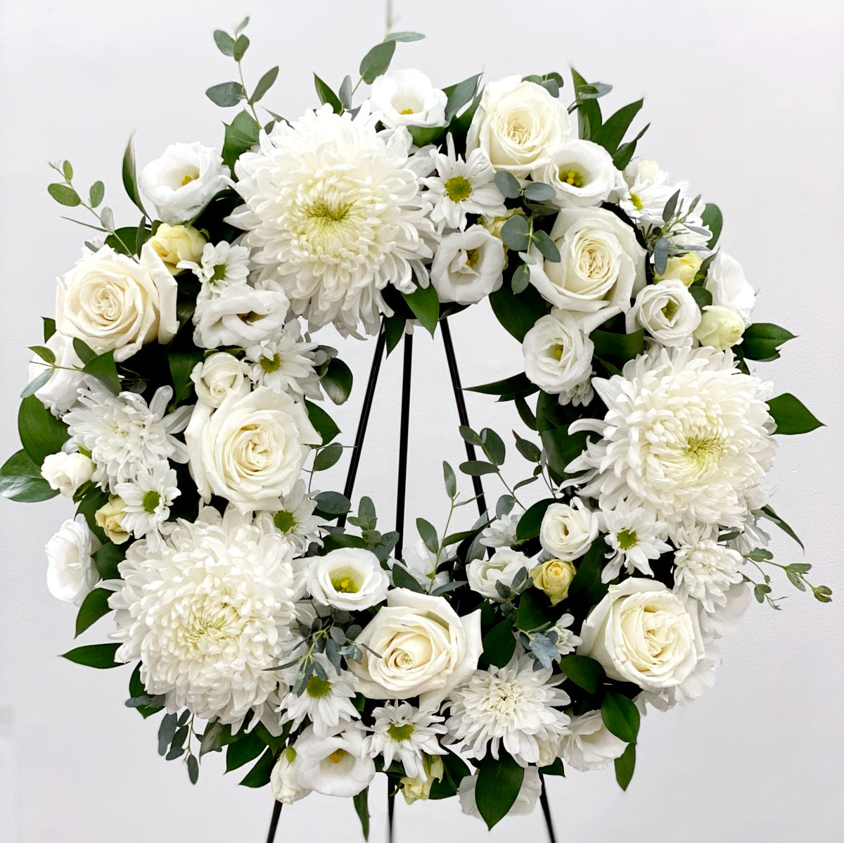 Wreath White Elegance