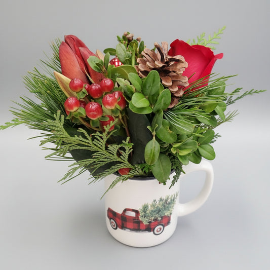 Winter Mug arrangement-random mug