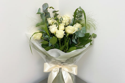 'Candlelight' Rose Bouquet